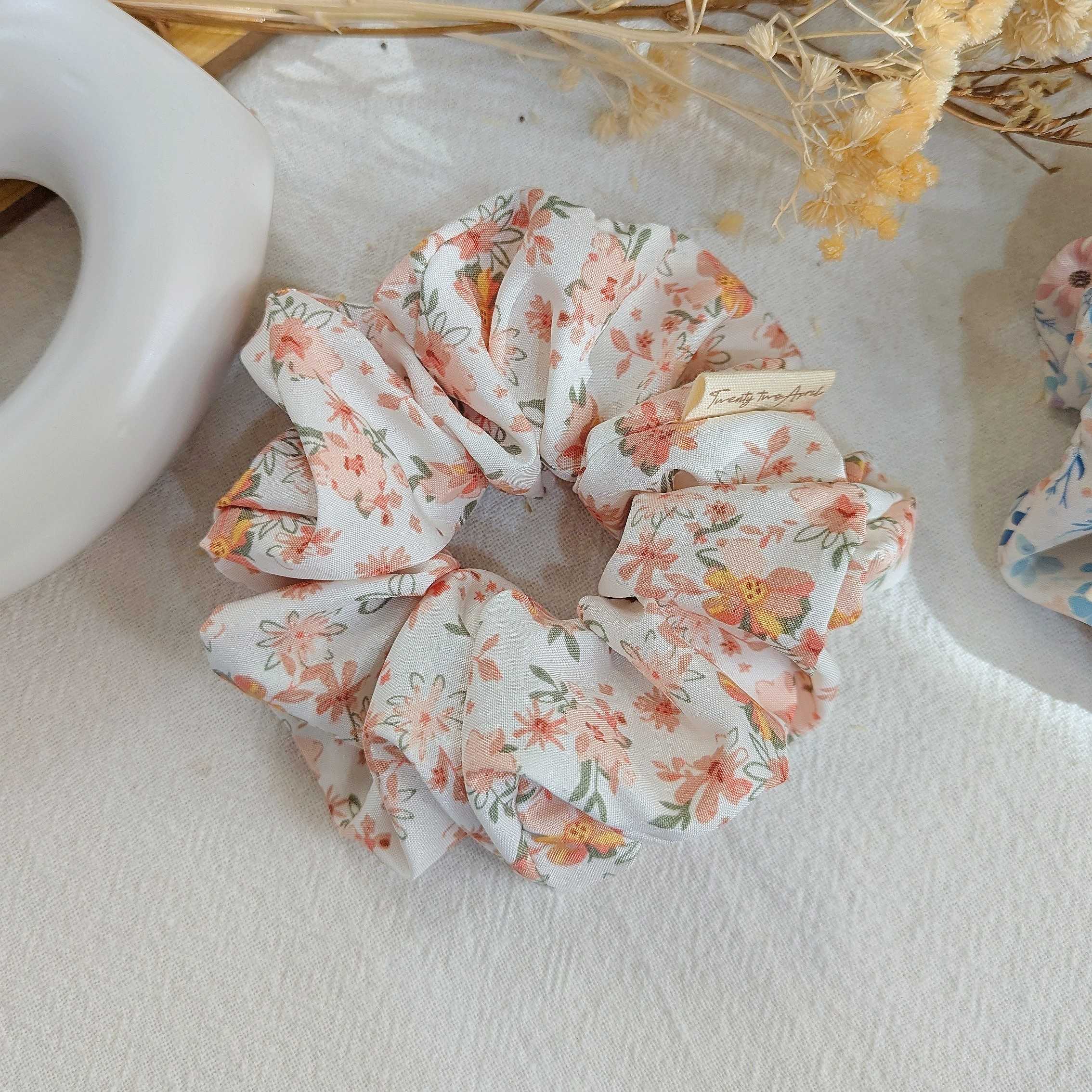 Flower Scrunchie ยางมัดผม (No.28)