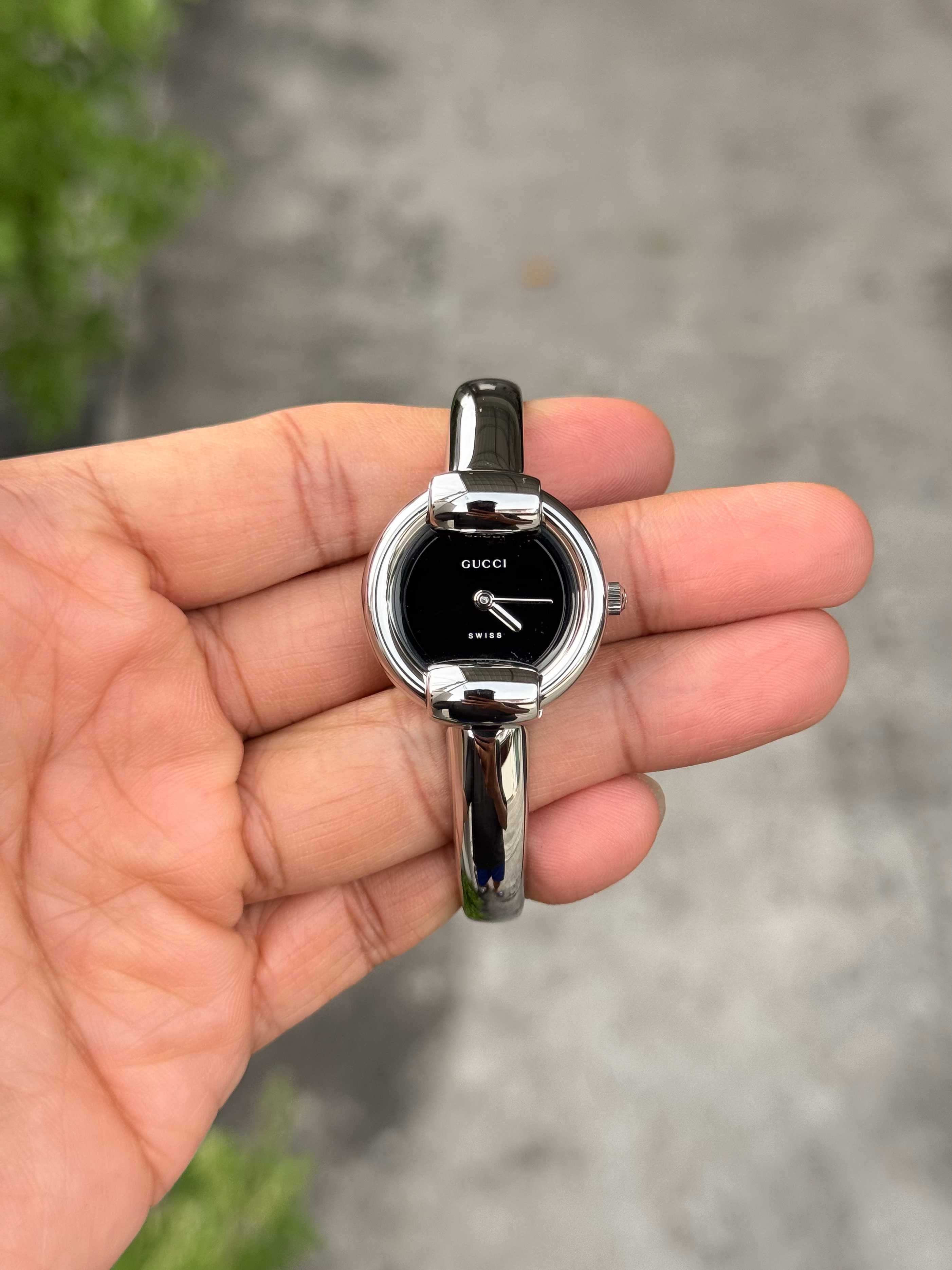 Gucci 1400L Lady Size Quartz กำไล