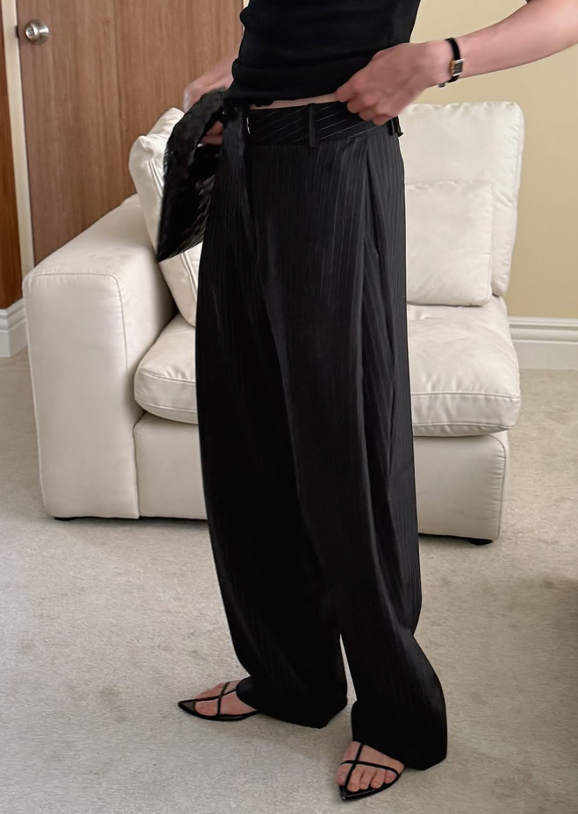 NICK STRIPED SLACKS (พร้อมส่ง | PRE ORDER)