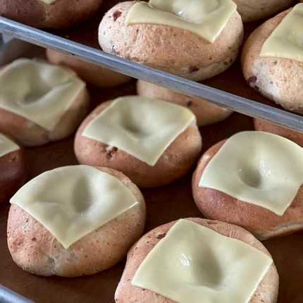 PekoPeko - Bagel Ham cheese (2 ชิ้น) (Pre-order)