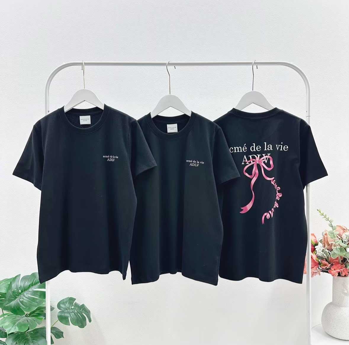 พร้อมส่ง  ADLV Basic Logo Ribbon T-Shirt ( Black )