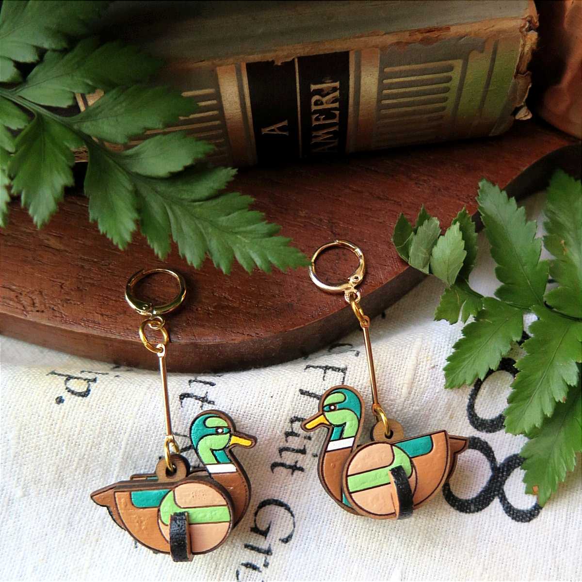 Wooden dangle earring teal