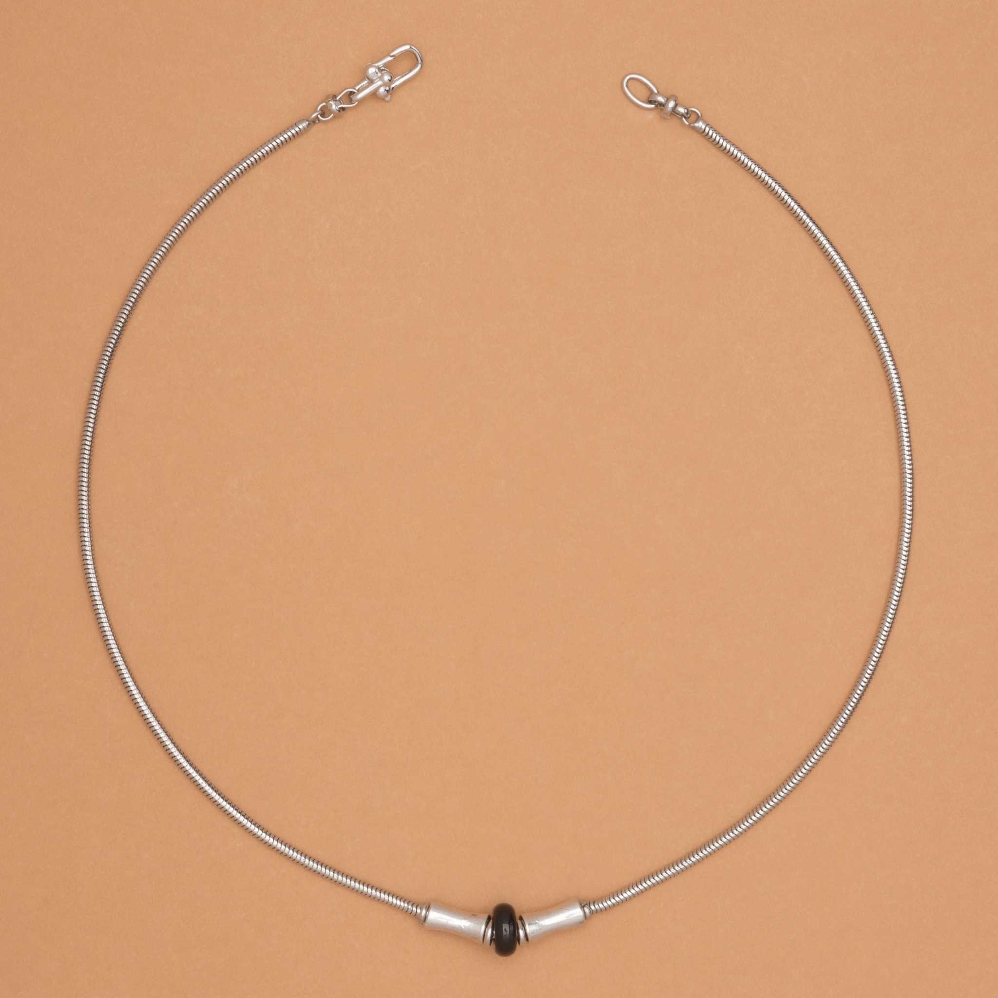 ONYX STONE NECKLACE