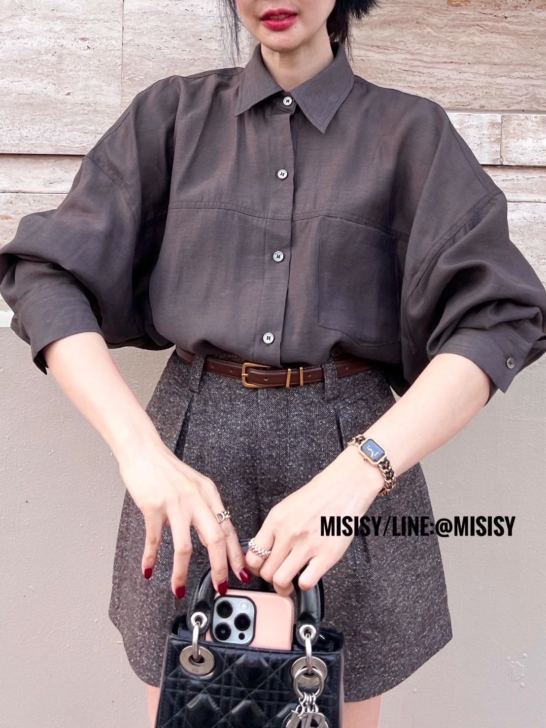 เสื้อหม่น