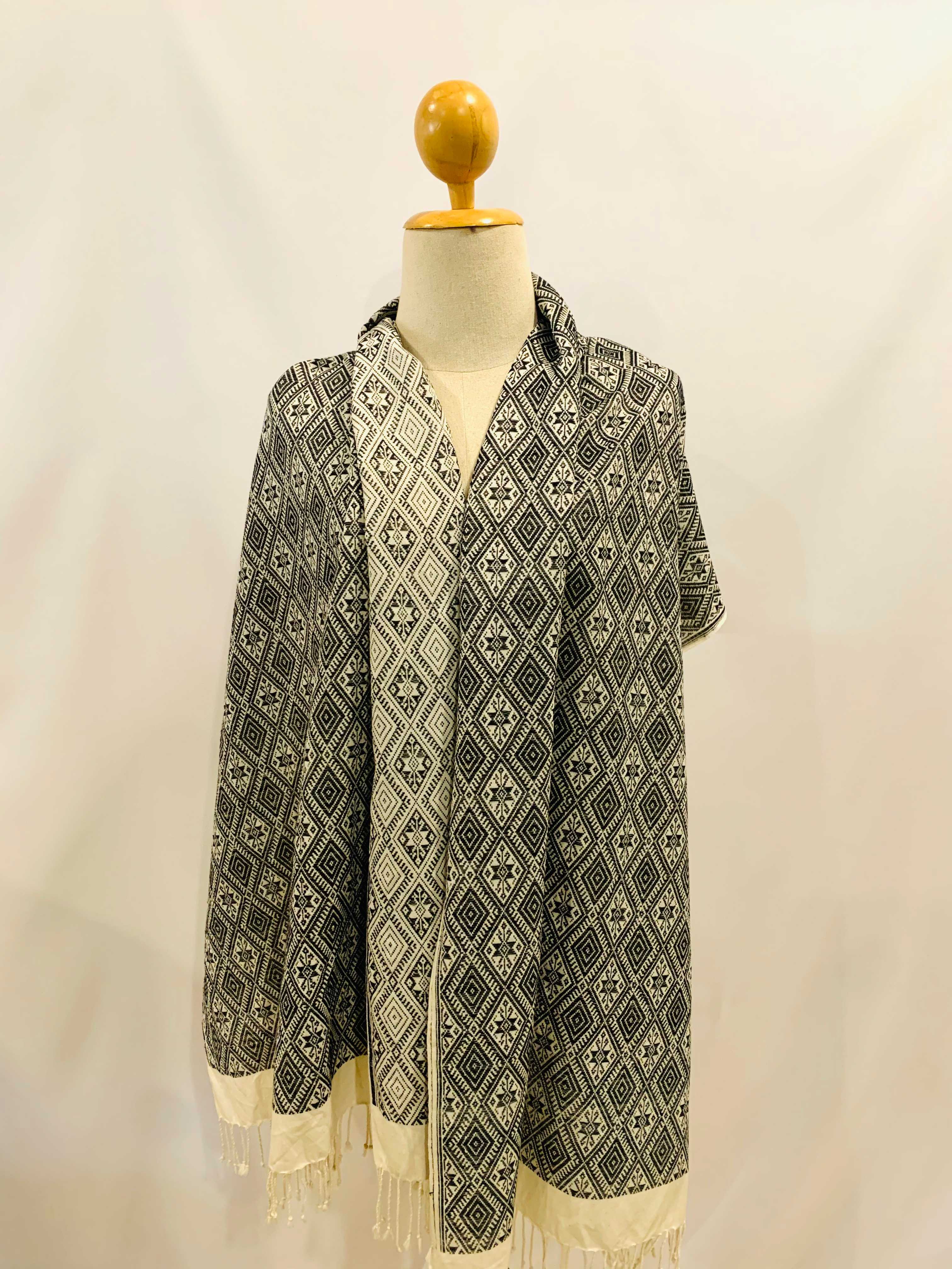 SHAWL ผ้าพันคอ ผ้าฝ้าย ผ้าคลุมไหล่
