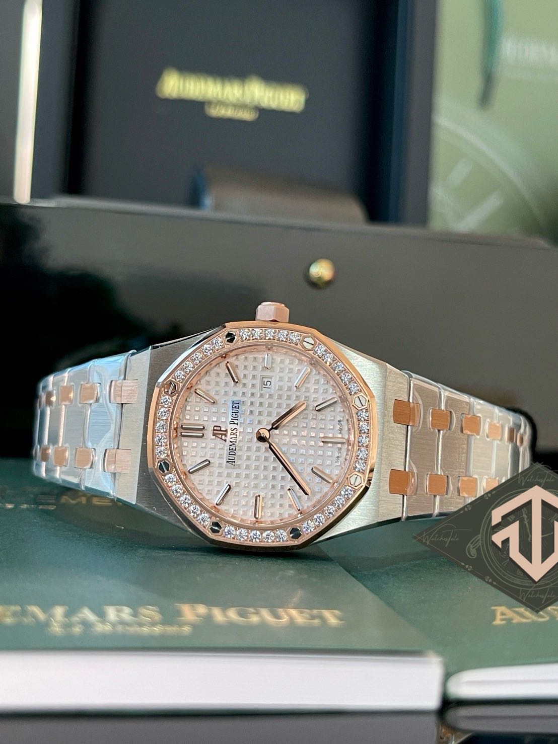 Audemars Piguet AP Royal Oak 33mm. Twotone Rosegold Ref.67651SR ZF