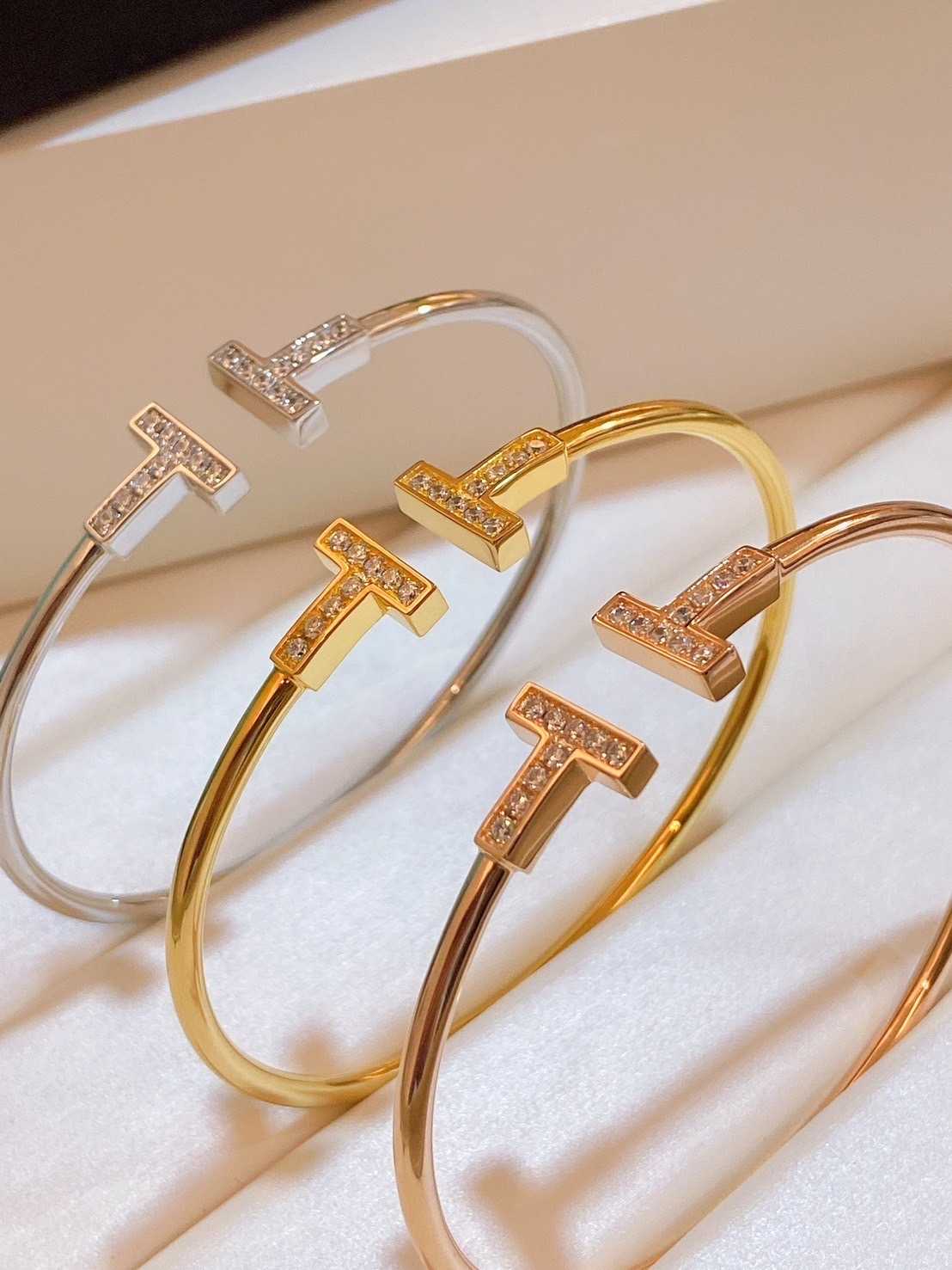 ( SALE ) TIFFANY & CO. T SQUARE BRACELET   WITH DIAMOND 
