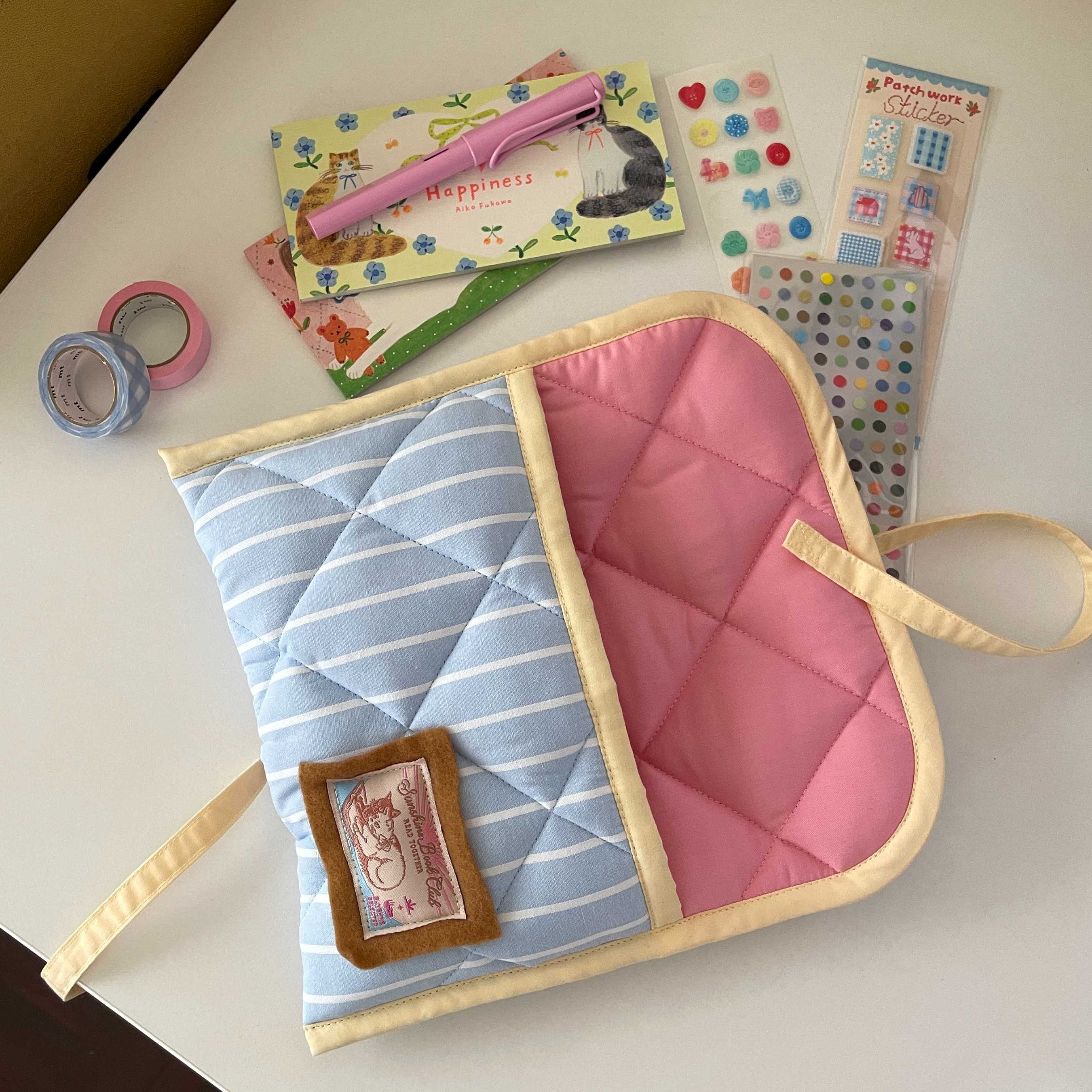 candy pillow book sleeve 🥣