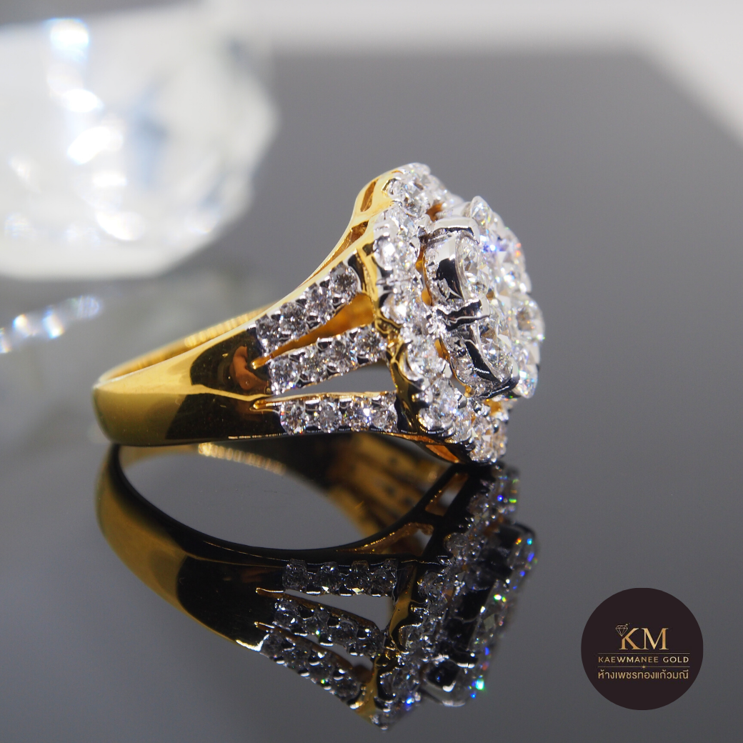 แหวนเพชร Blooming  Flora DIAMOND BAND (90% Gold)