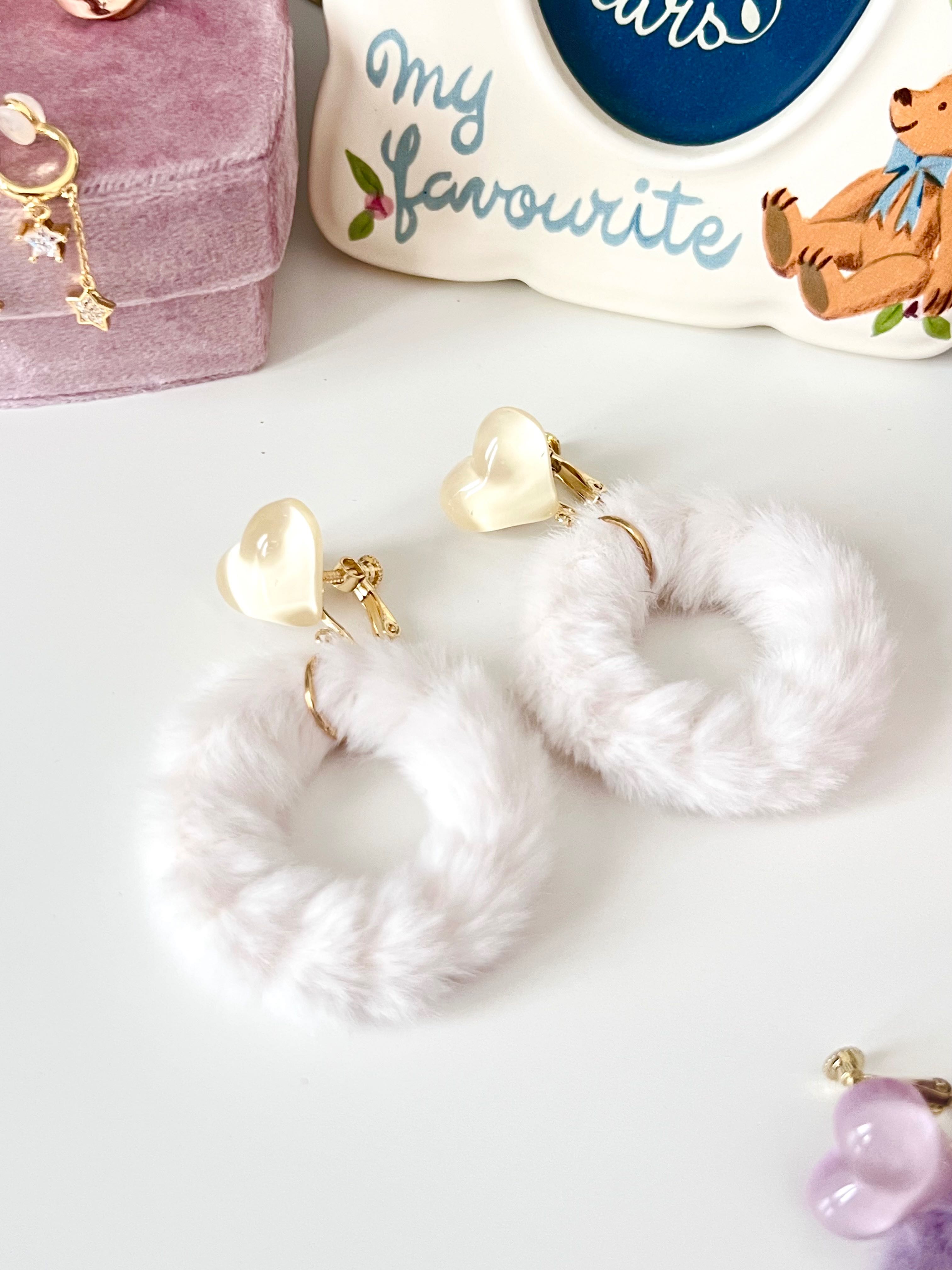 SE ห่วงขาวปอมปอม Pink Gold แป้นใส