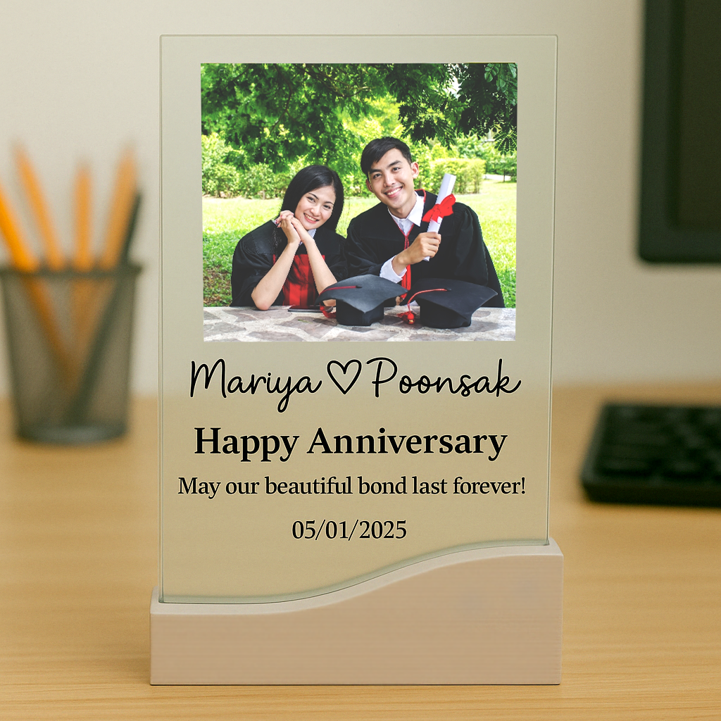 Photo trophy กรอบอะคริลิกตั้งโต๊ะ | สกรีนรูปภาพ + ข้อความ | ของขวัญวันเกิด/ตกแต่งโต๊ะทำงาน | GiftFin
