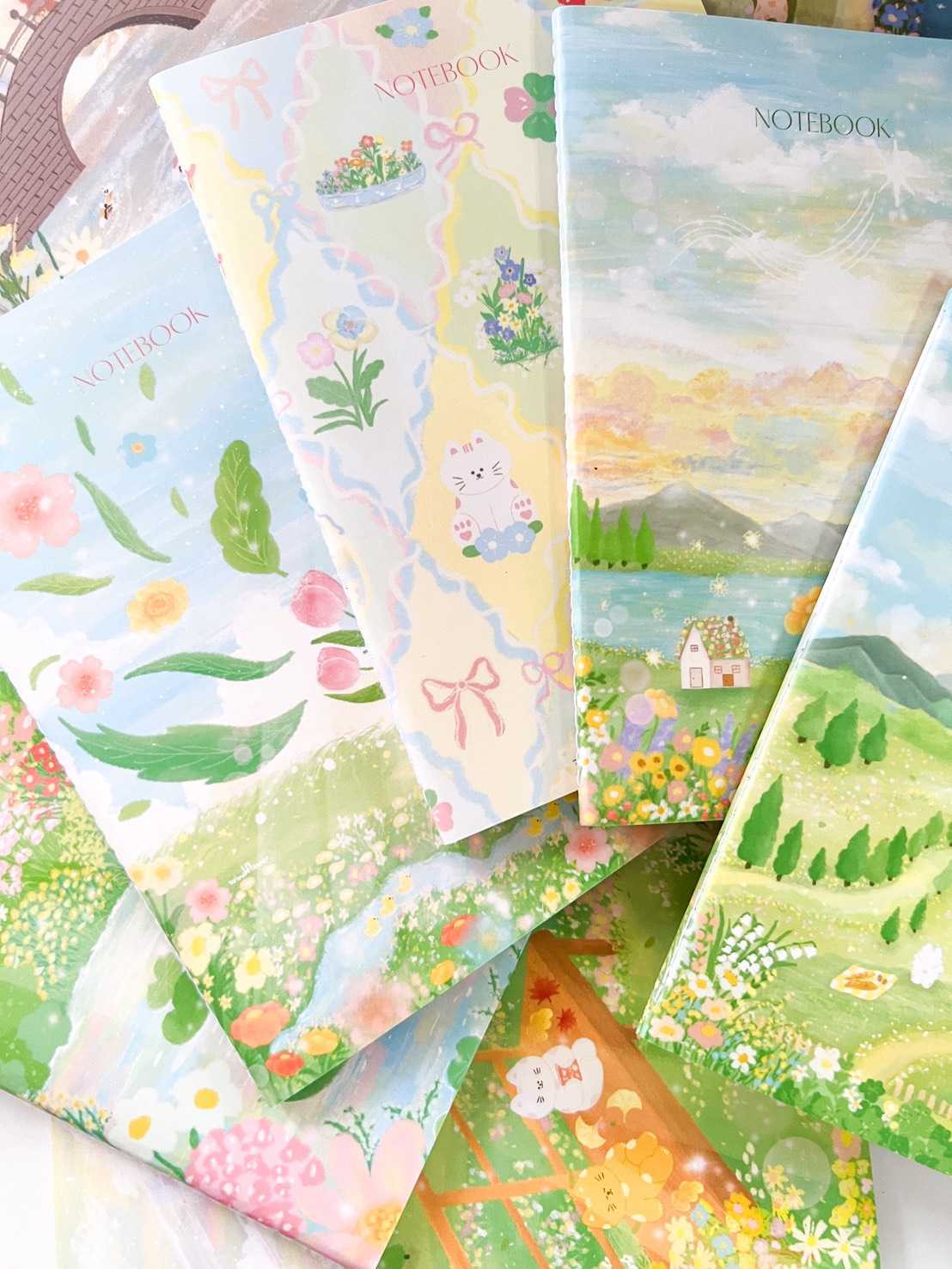 Notebook A5 สมุดโน้ต เย็บด้ายกลาง ไม่มีเส้น ลายภาพวาดจาก Windflower Artbox