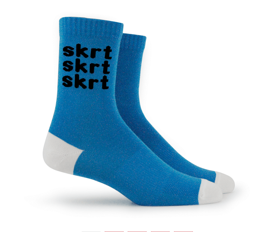 ถุงเท้าข้อยาวแนวสตรีท  SKRT Knit