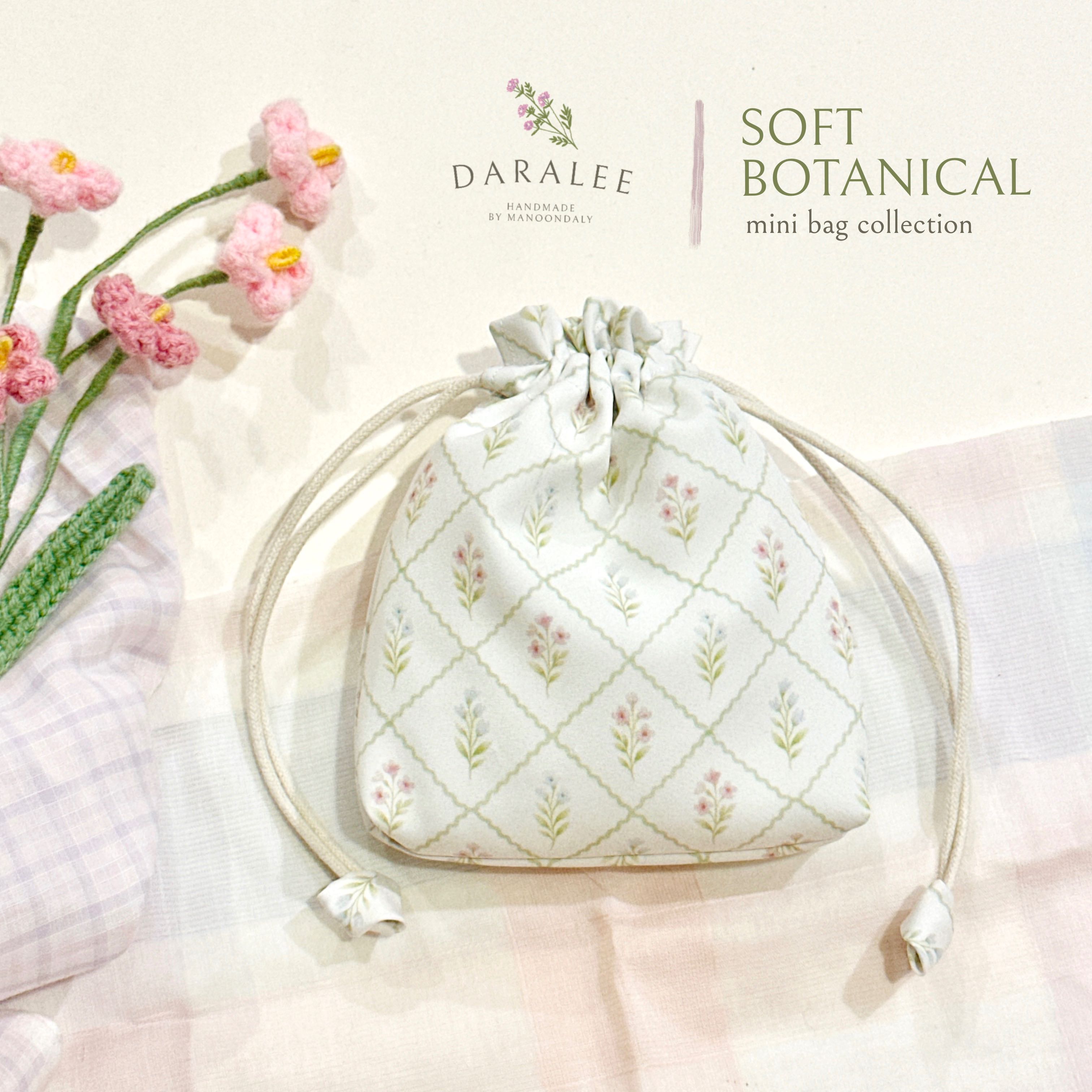 Soft botanical mini bag collection