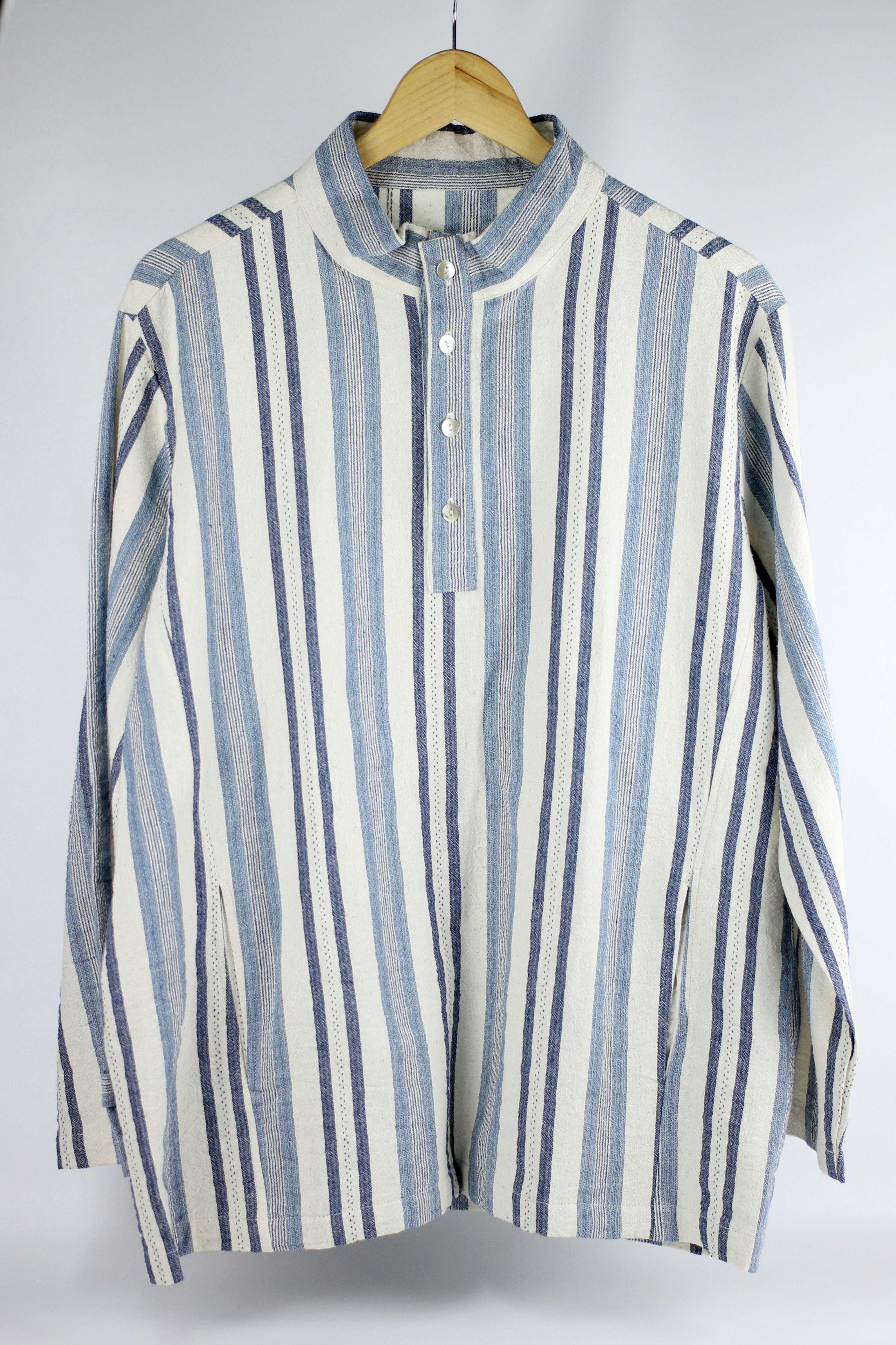 เสื้อเชิ้ตชาย ลายทาง