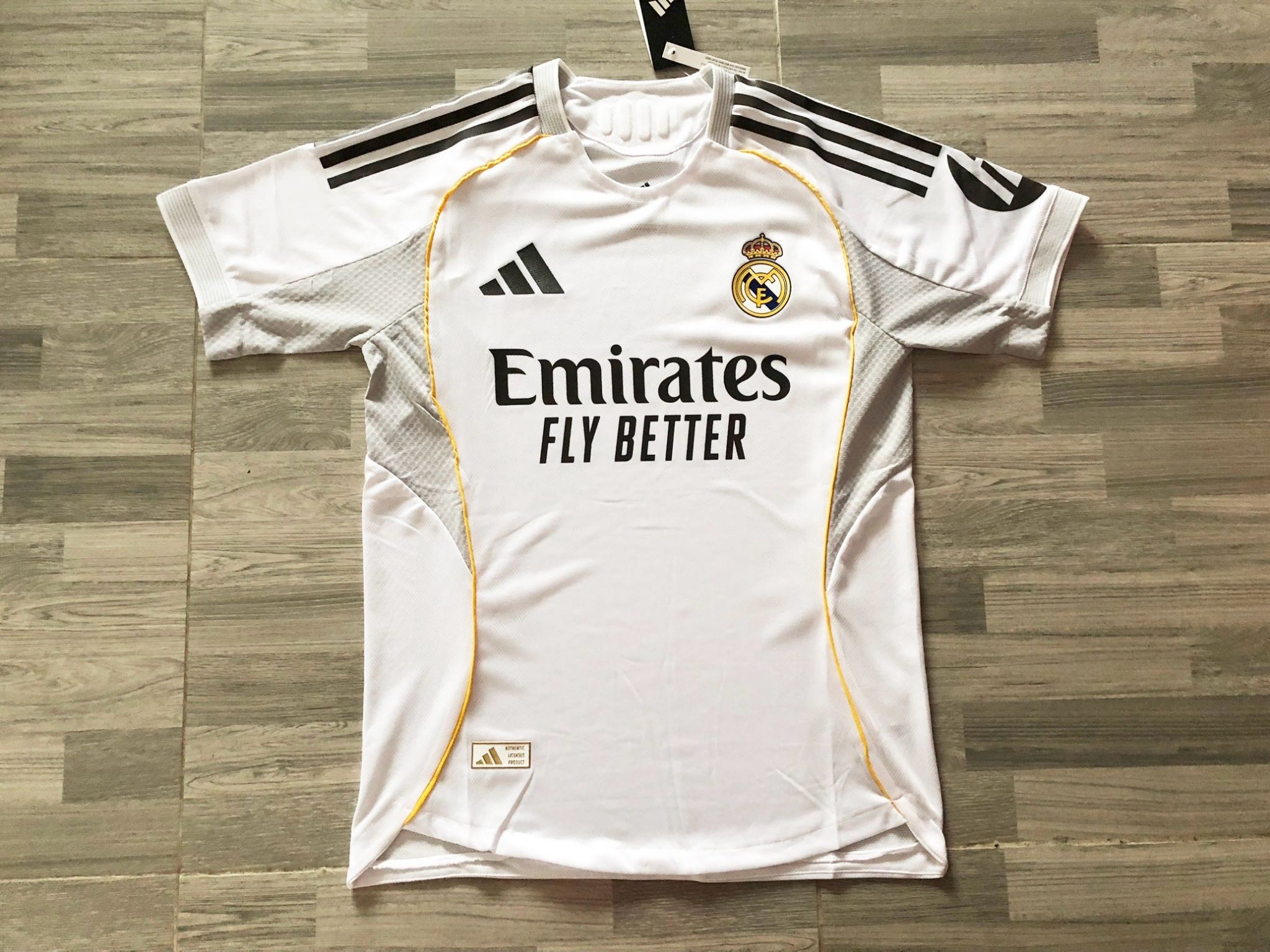 เรอัล มาดริด เหย้า สีขาว PLAYER 2026