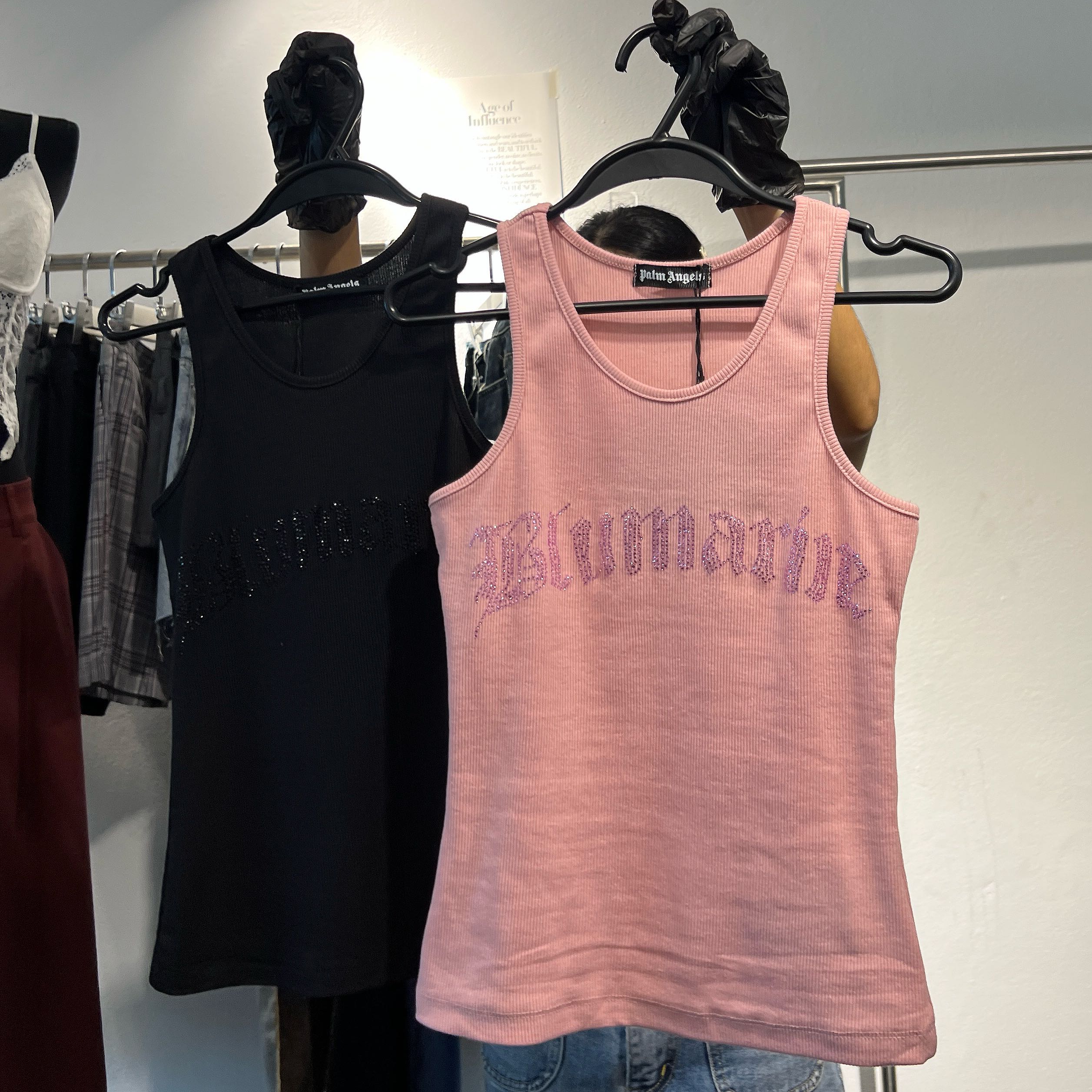 T20 - เสื้อกล้ามกลิตเตอร์ 