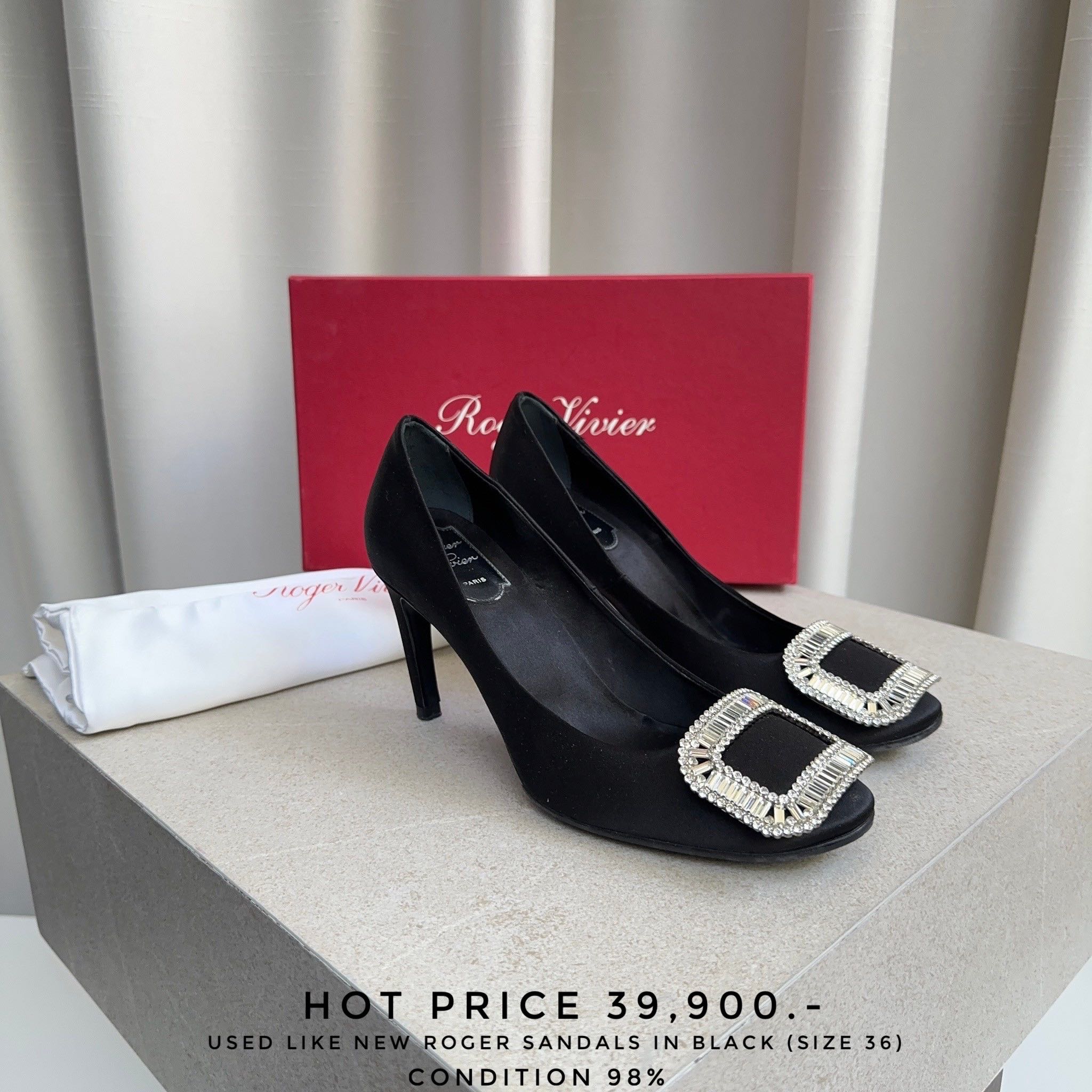 Used like new Roger pump buckle Black - Size 36