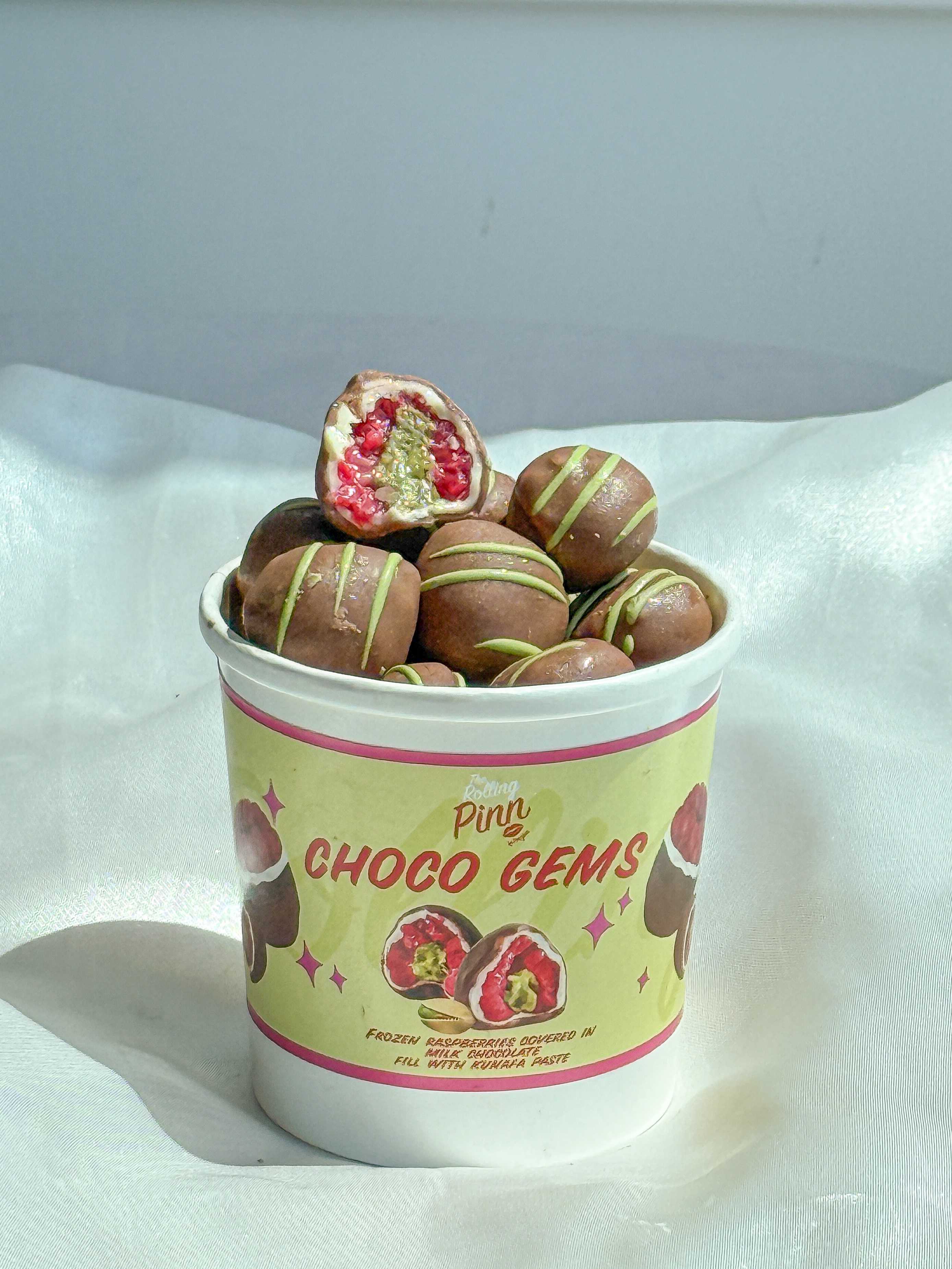 Small: Dubai Choco Gems - (Milk)