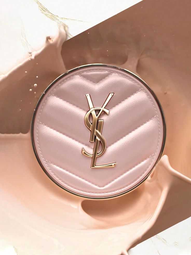YSL Touche Eclat Glow Pact Cushion B10  5g.