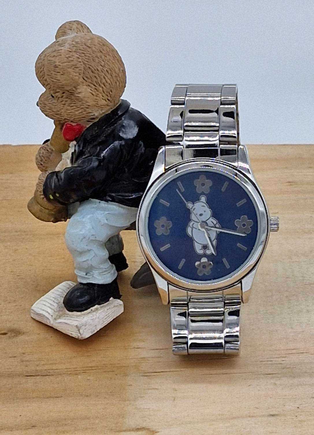 นาฬิกาดิสนีย์Vintage Disney watch  _Winnie the Pooh_นาฬิกาหมีพู แท้จาก Disney  Hong Kong