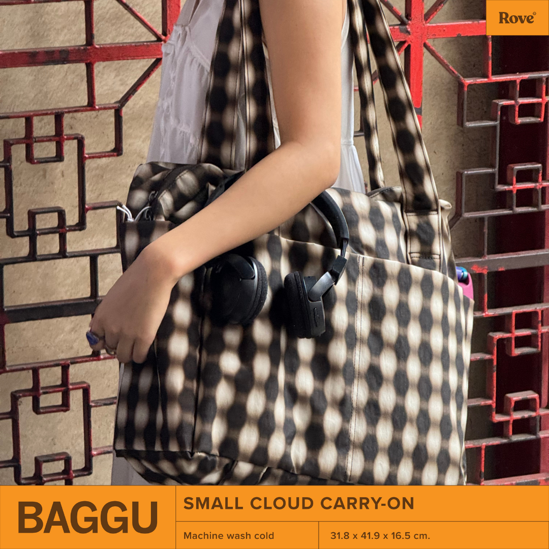 BAGGU Small Cloud Carry-On - Blurred Gingham Brown