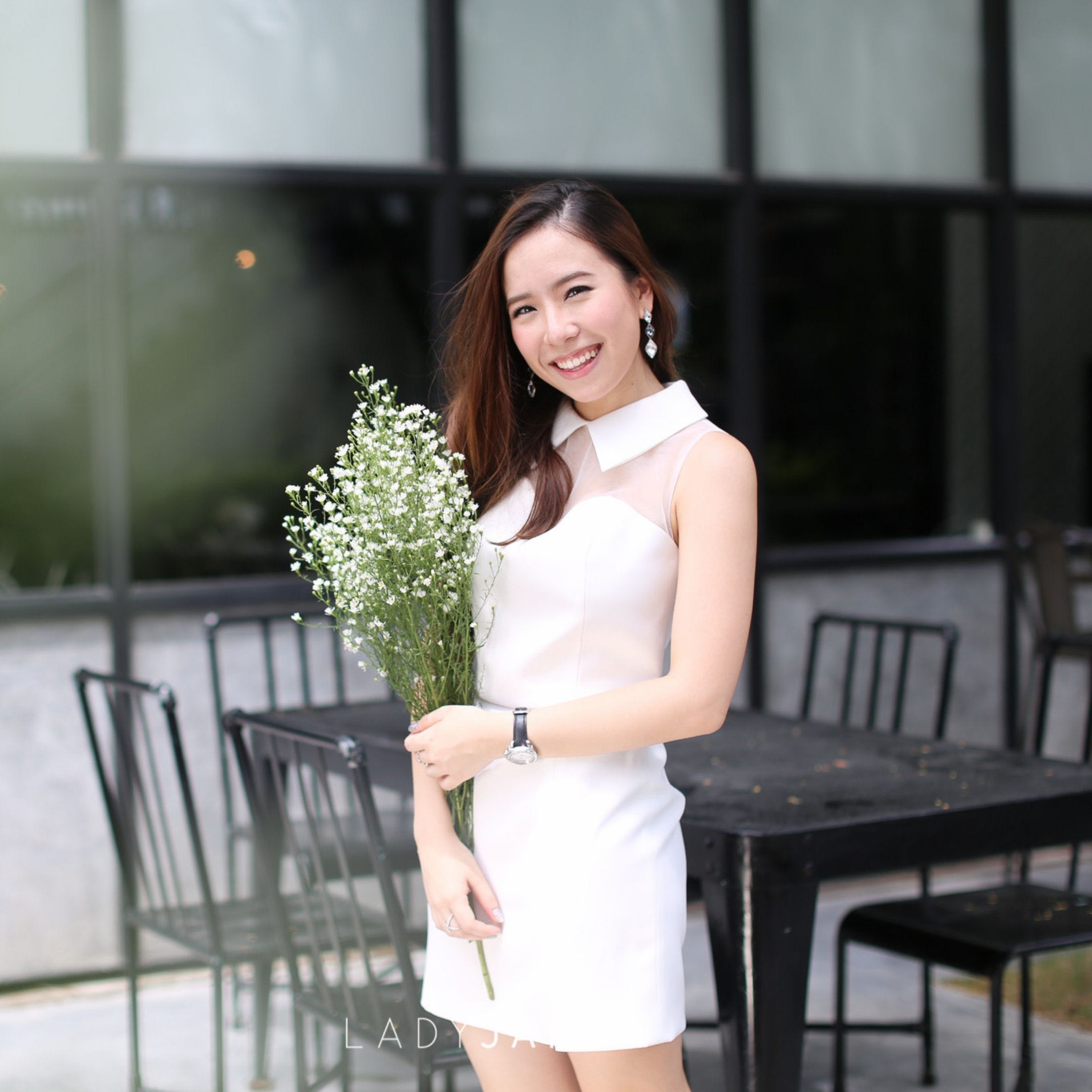 Sweetheart Collar Crop