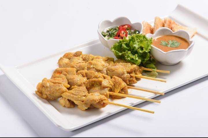 ไก่สะเต๊ะ