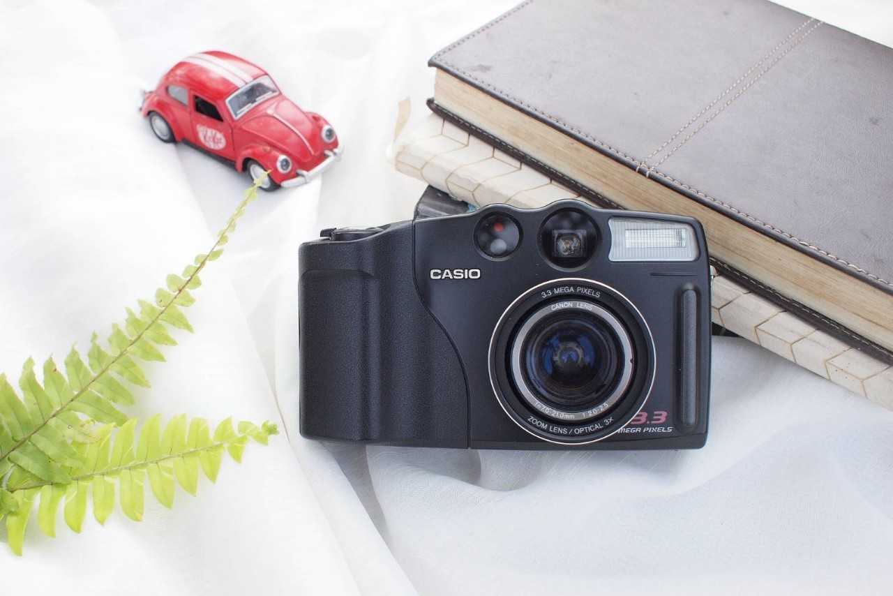 กล้องดิจิตอลเก่า Casio QV-3500EX