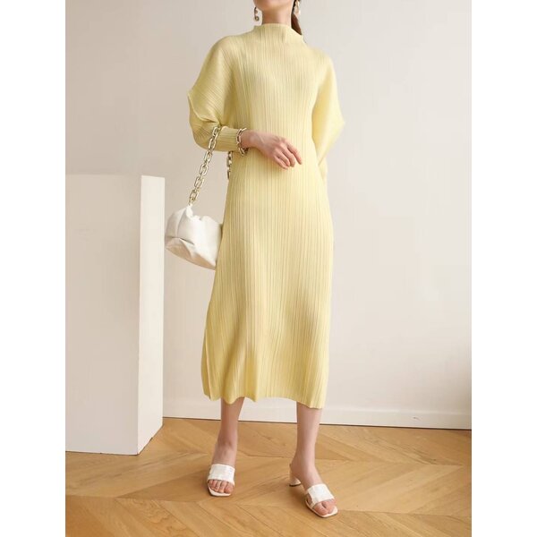 2MUAY รุ่น GJO7877 HIGH NECK ANGLE SLEEVE PLEAT DRESS เดรสผู้หญิง เดรสพลีทคุณภาพ 11สี FREE SIZE