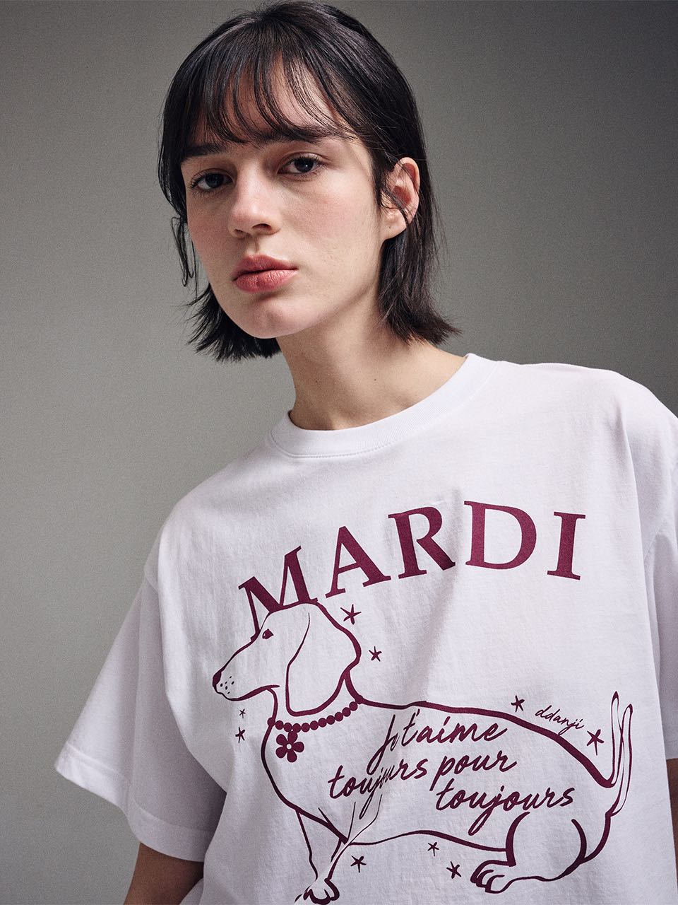 Mardi T-shirt ddanji choker สีขาว (พร้อมส่ง)