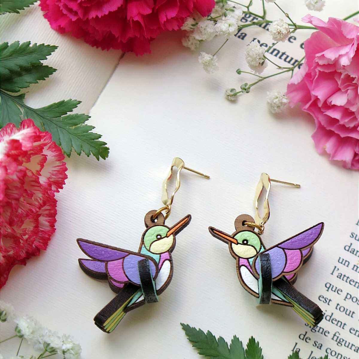 Wooden dangle earring hummingbird