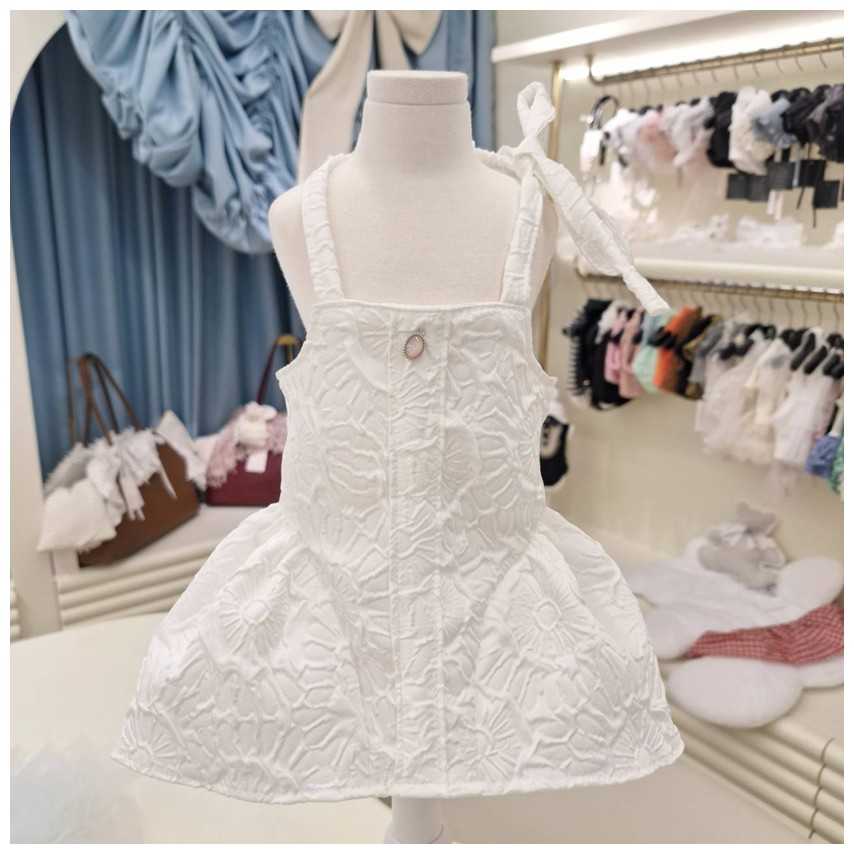 Lorelei (M) White camillia vintage volume dress