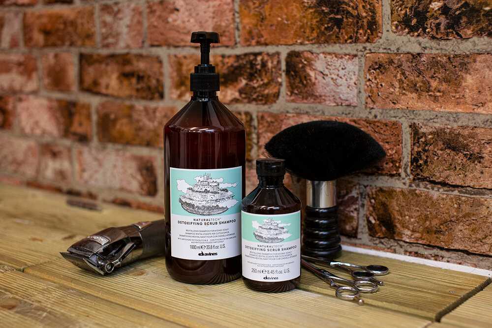 Davines DETOXIFYING SCRUB SHAMPOO 250 ml แชมพูสครับ ทำความสะอาดหนังศีรษะอย่างล้ำลึก