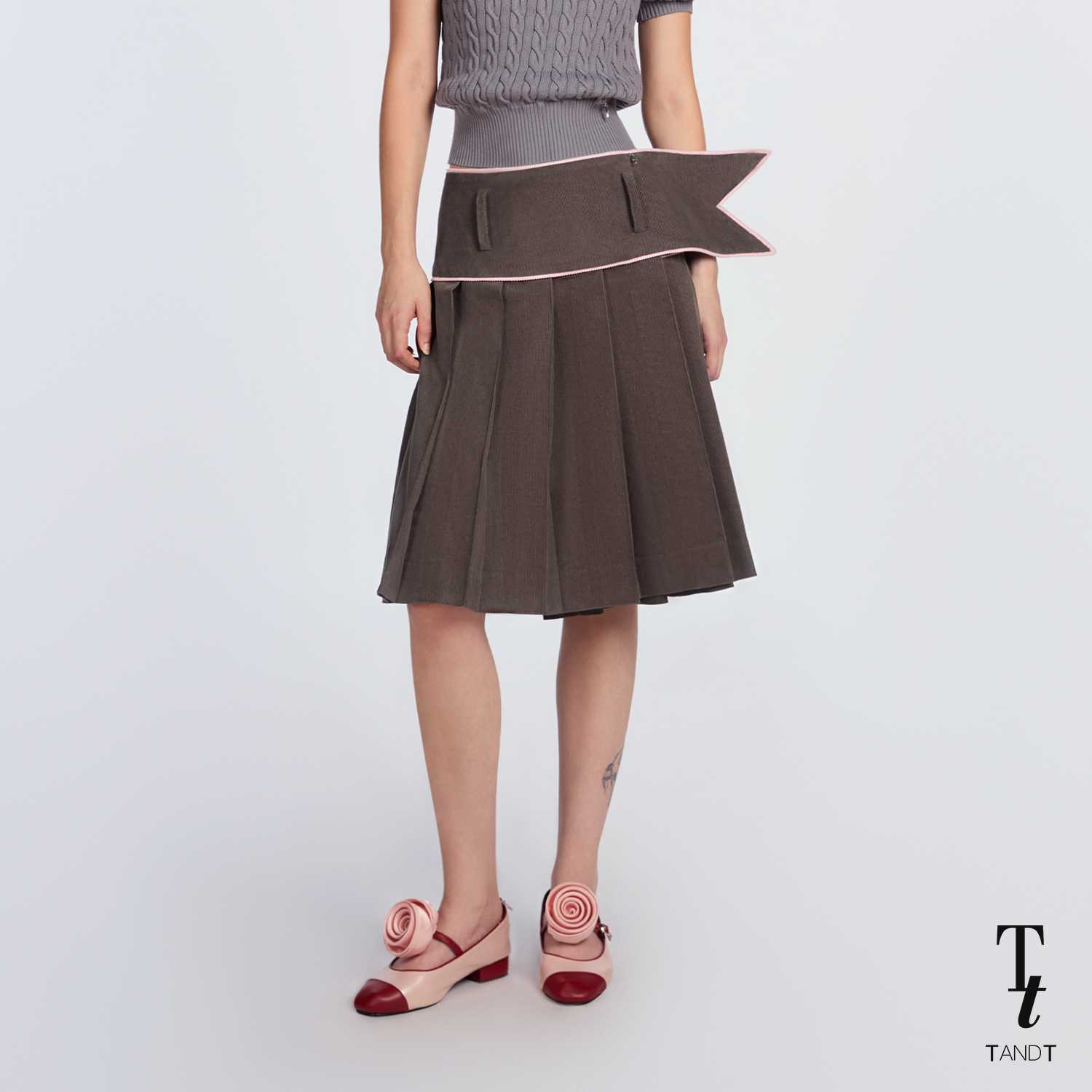 TandT - EATON SKIRT - RIBBON TAILS TRIMMED CORDUROY PLEATED WRAP SKIRT