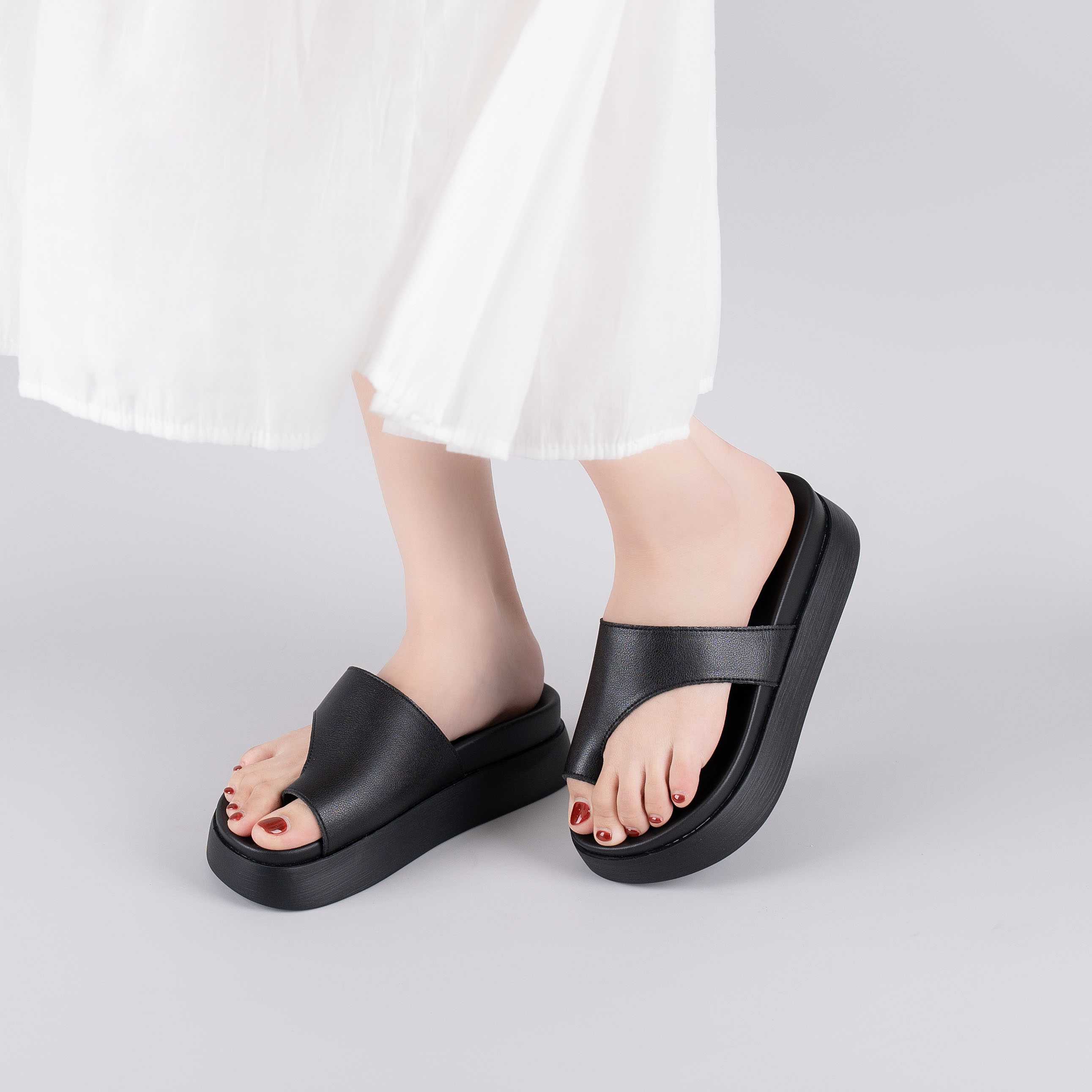 MellowCo รองเท้าแตะแฟชั่น พื้น/หนังวีแกน สูง 2 นิ้ว รุ่น Call Me Tulip 4-4359