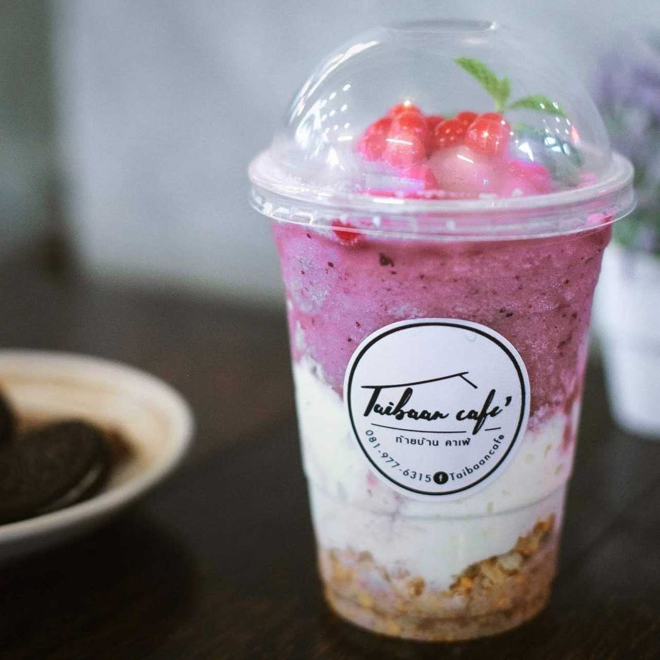 Berry Cheesecake Frappe ชีสเค้กปั่นรสเบอร์รี่