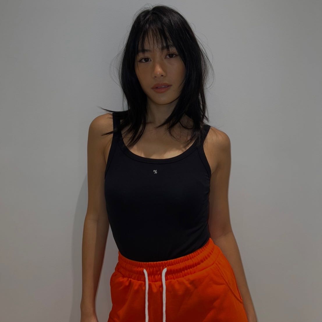 NOT FOR BASIC l Fitted tank top