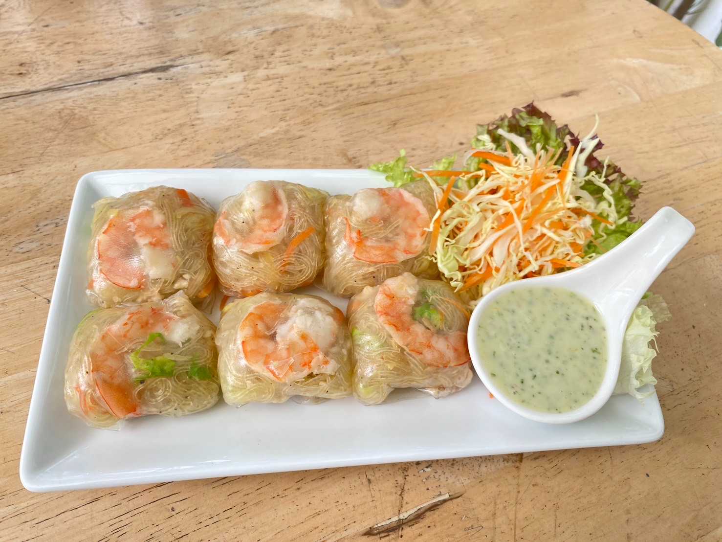 ปอเปี้ยะสดกุ้ง + อกไก่สับ / Fresh spring rolls with shrimp + minced Chicken breast