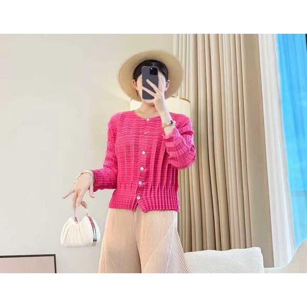 CLEARANCE SALE!! 2MUAY รุ่น CX0982 เสื้ออัดพลีท PLEATED TOP 6 สี FREE SIZE