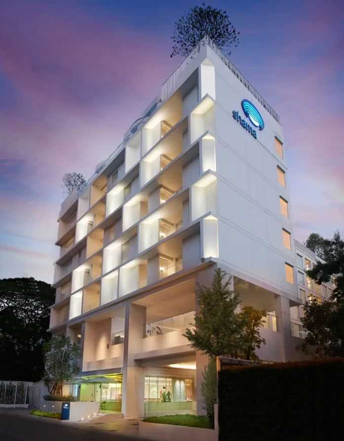 Shama Yen-Akat Bangkok แถวสาธร กรุงเทพ ห้อง Studio with Balcony พร้อมอาหารเช้า 2 ท่าน