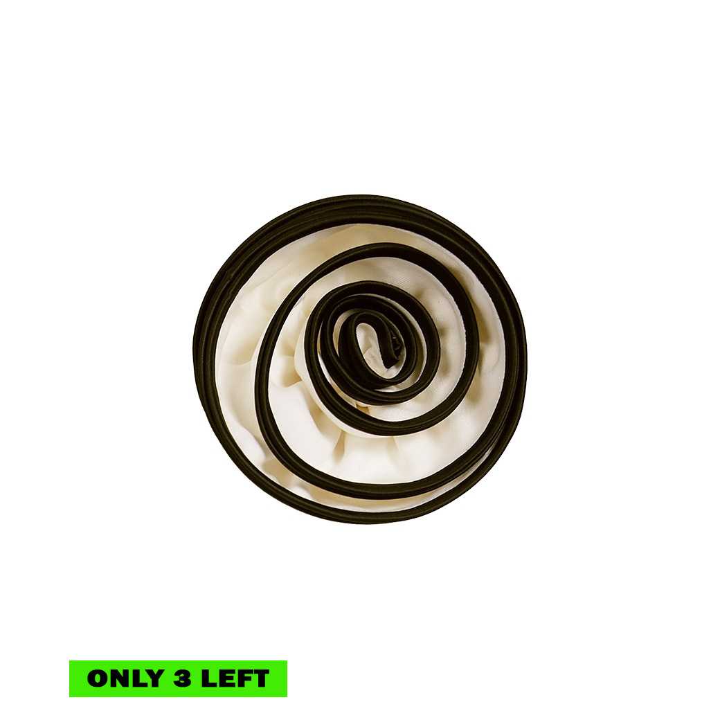(DROP 3) ROSE CREAM PIN - CREAM