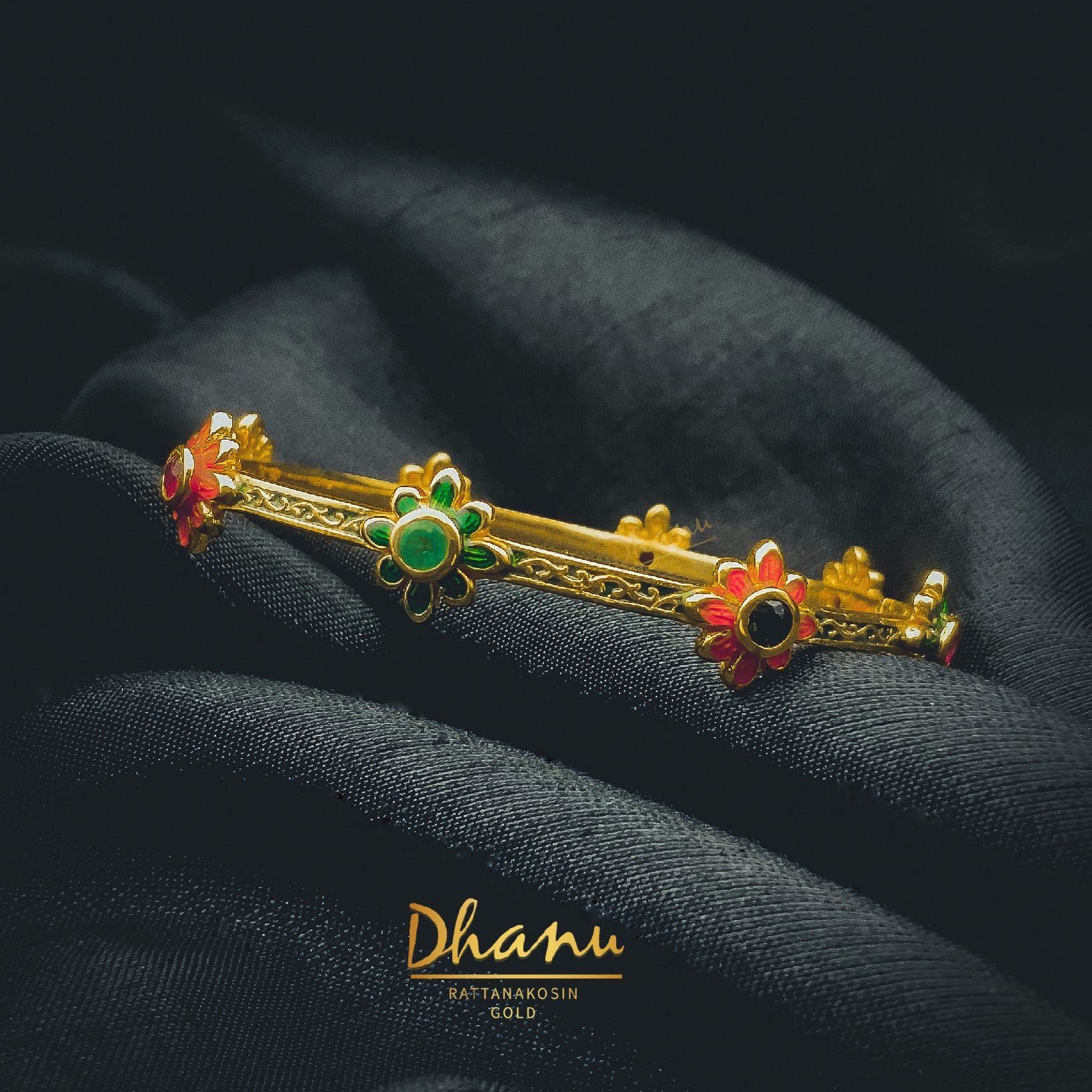 กำไลดอกบานชื่นลงยา  Flower Bangle