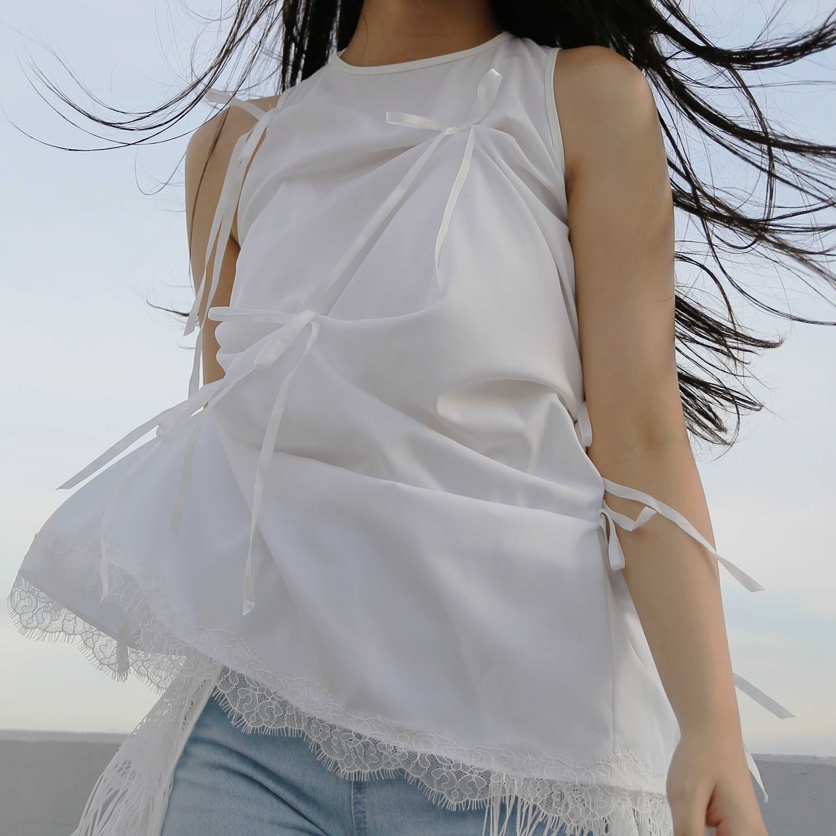 Rotsaniyom BOW-DETAIL Sleeveless Blouse