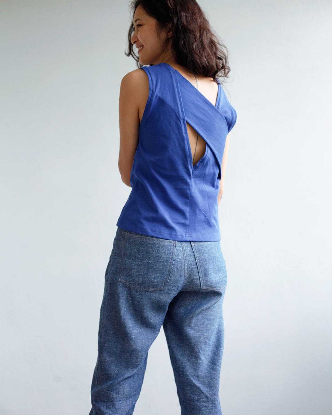 V Back T-shirt