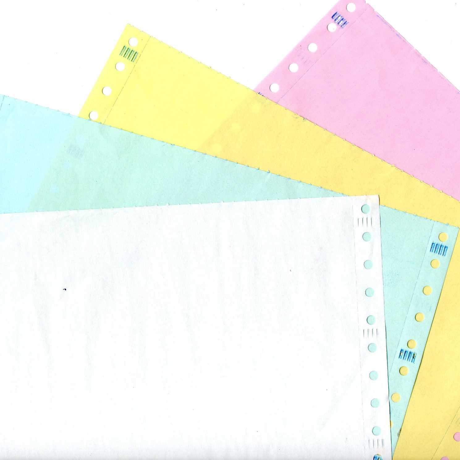 Stock Form กระดาษต่อเนื่องเคมี 4 ชั้น ไม่มีเส้น ขนาด 9”x11″