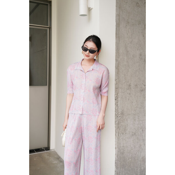 ปรับราคาลง!! 2MUAY รุ่น GJO10068 เสื้อพลีทคุณภาพ BUTTON FRONT PRINTED PLEATED TOP 4 สี FREE SIZE