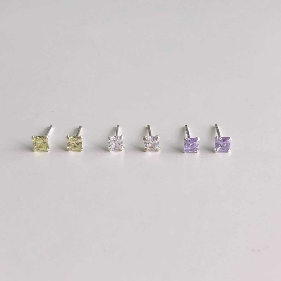 Winterwinter Jewelry Silver925 : ต่างหูเงินแท้ รูปสี่เหลี่ยม น่ารักสไตล์เกาหลี มีให้เลือกหลายสี