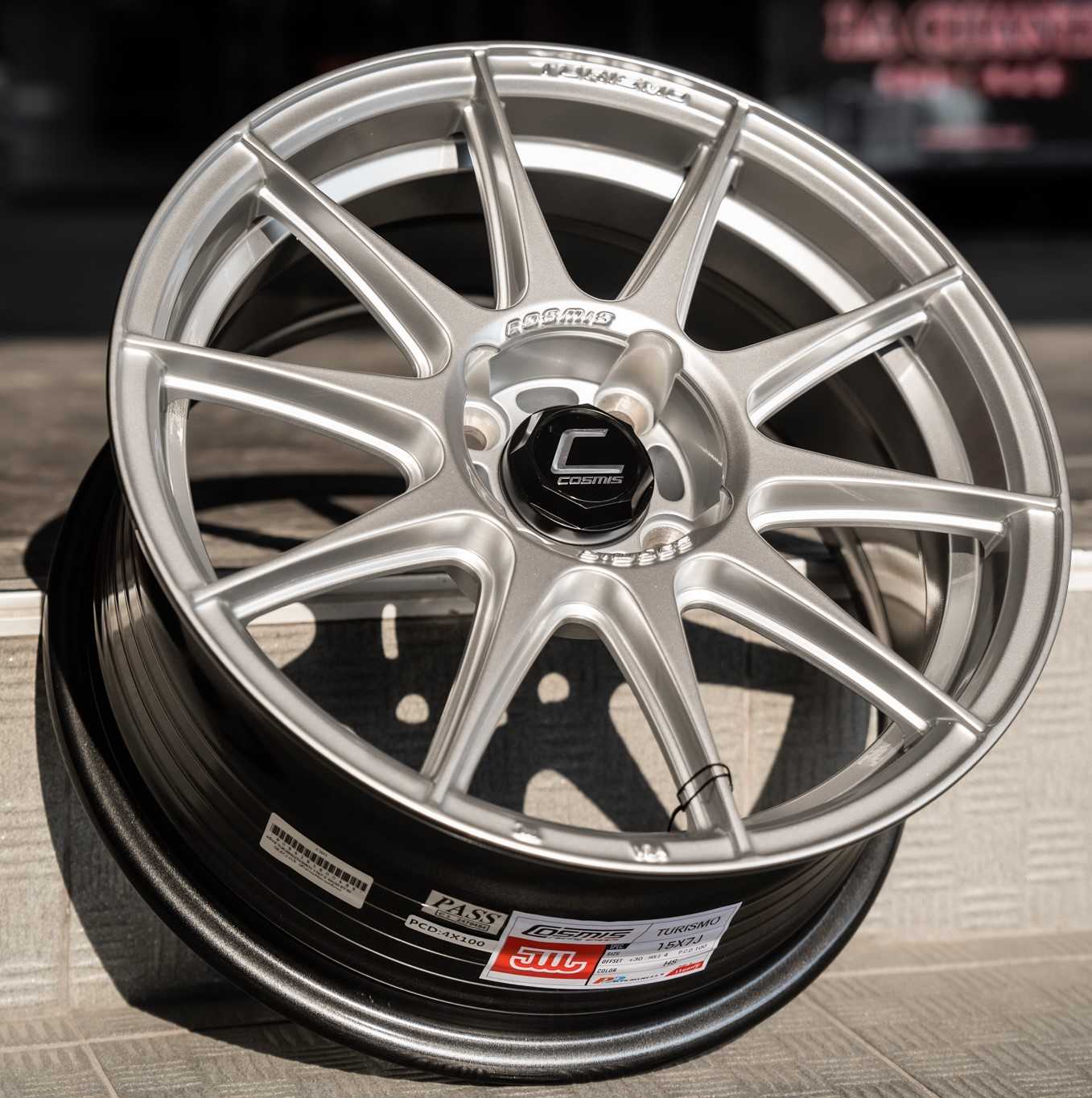 แม็กซ์ TURISMO(YA9982) 15X7.0 4X100 ET30 CB.67.1 HYPERSILVER  (สีไฮเปอร์ซิลเวอร์)