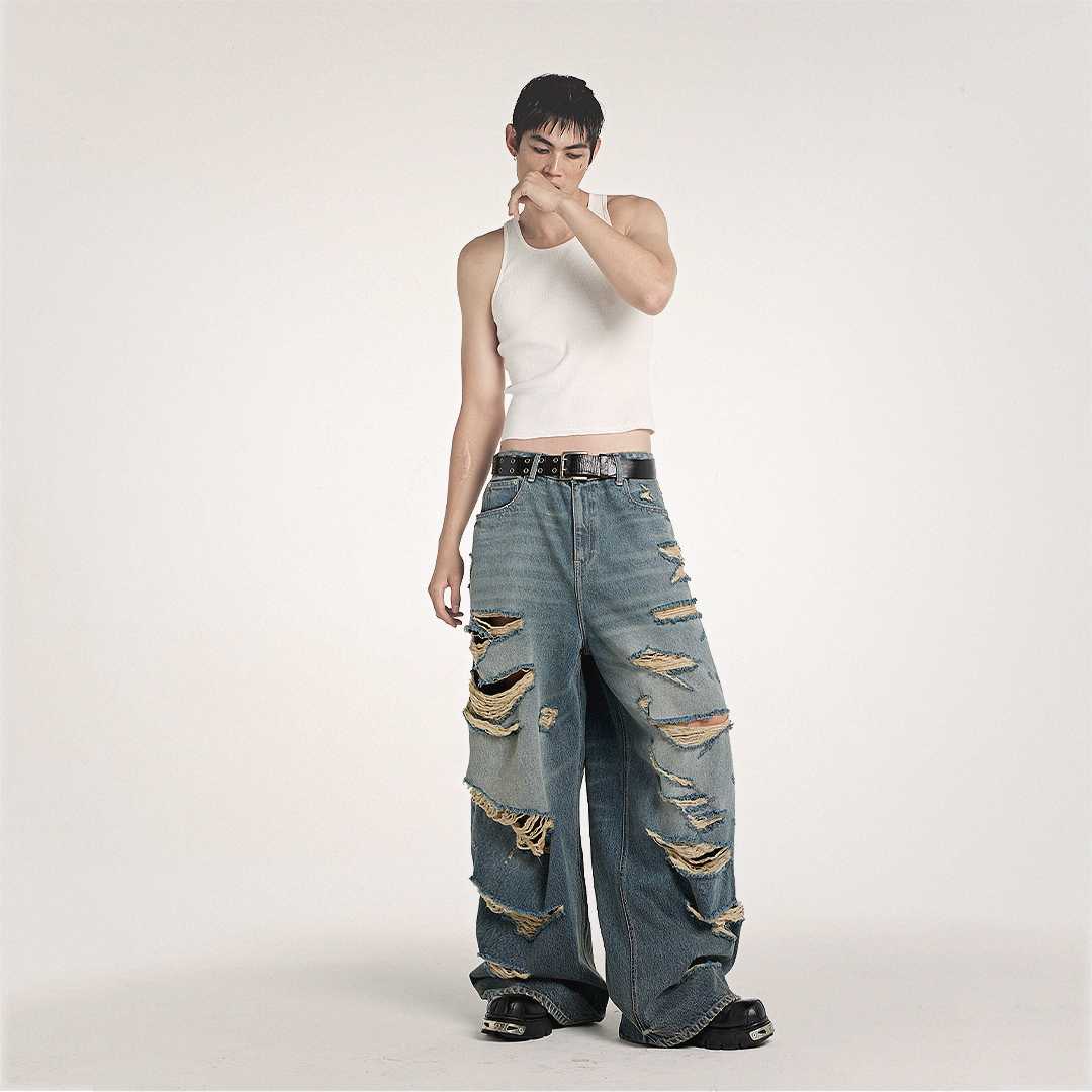 RAMONE  Low waist distressed super baggy jeans